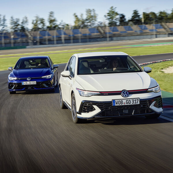 VW Golf 8 GTI Clubsport vs. Golf R
