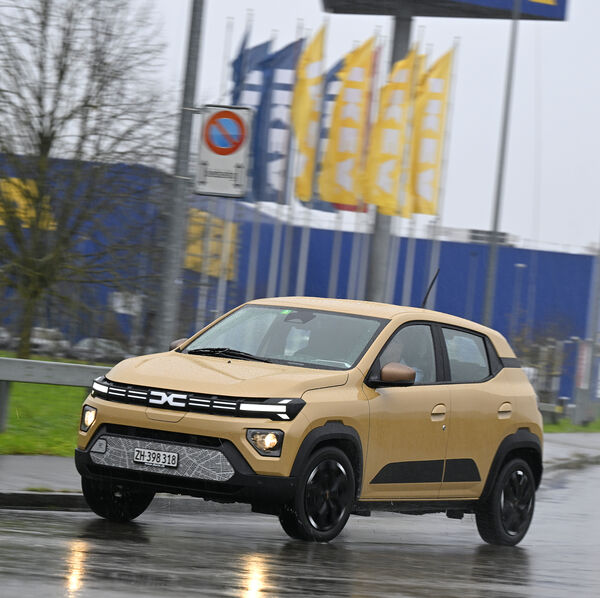 Dacia Spring - Dach über dem Kopf