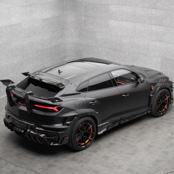 Spoiler Alarm: Mansory Venatus SE